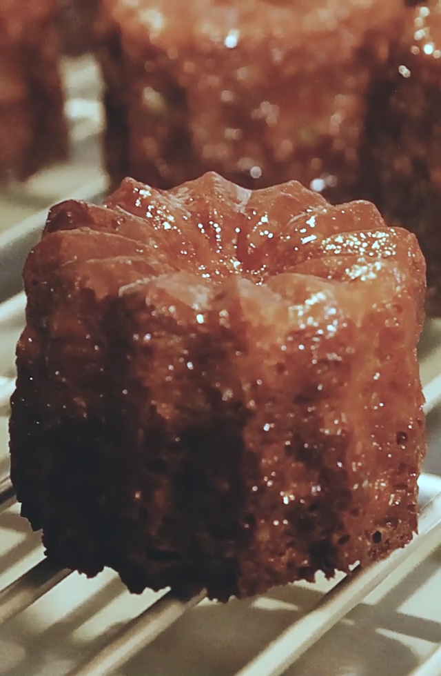 canelé et bonbons CENDRILLON（カヌレ エ ボンボン サンドリヨン）